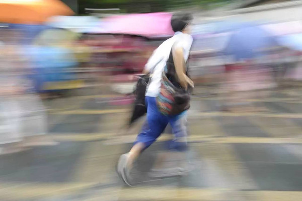 广州暴雨突袭，高考继续_除湿机厂家